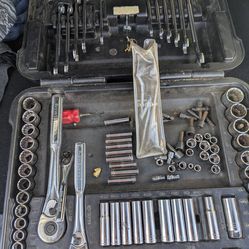 Craftsman tool set USA. LOCATED IN WASCO