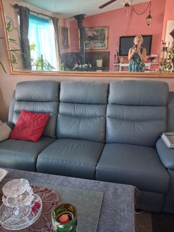 Beautiful Electric Recliner Sofa