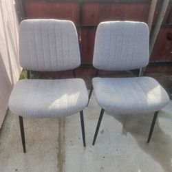 Se Venden 2 Sillas $30 Las 2