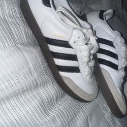 Samba’s Adidas Shoes 