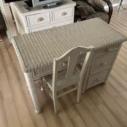 Desk With Chair
