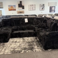 🖤 Black Corduroy Sectional w/ Sleeper + Storage – $1799