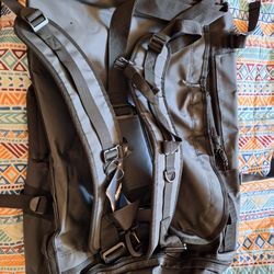 MIER Large Waterproof Duffel Bag/backpack 27×18 inches New with tags 