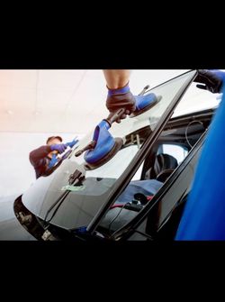 Auto Glass. Parabrisas.