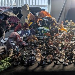 Dungeons & Dragons Miniatures + Monster Hunter Board Game Minis