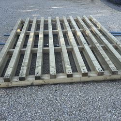 FREE Large Pallet