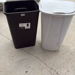 Plastic Trash Cans