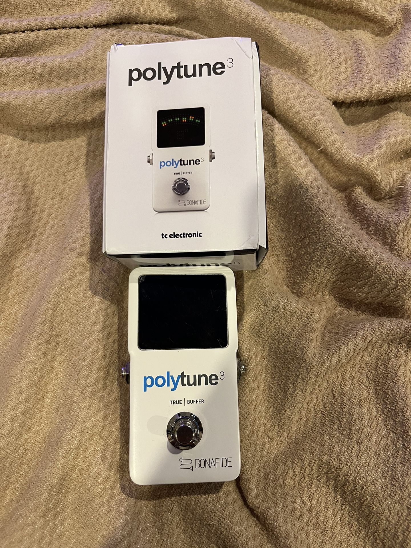 TC Electronics Polytune 3 strobe tuner guitar effects pedal
