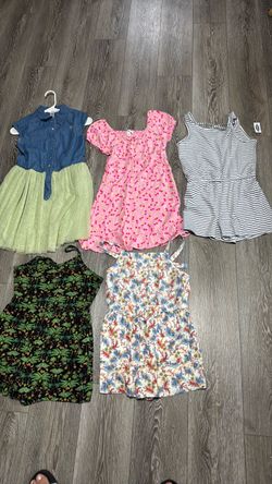 Girls clothes size 10,12 in new condition