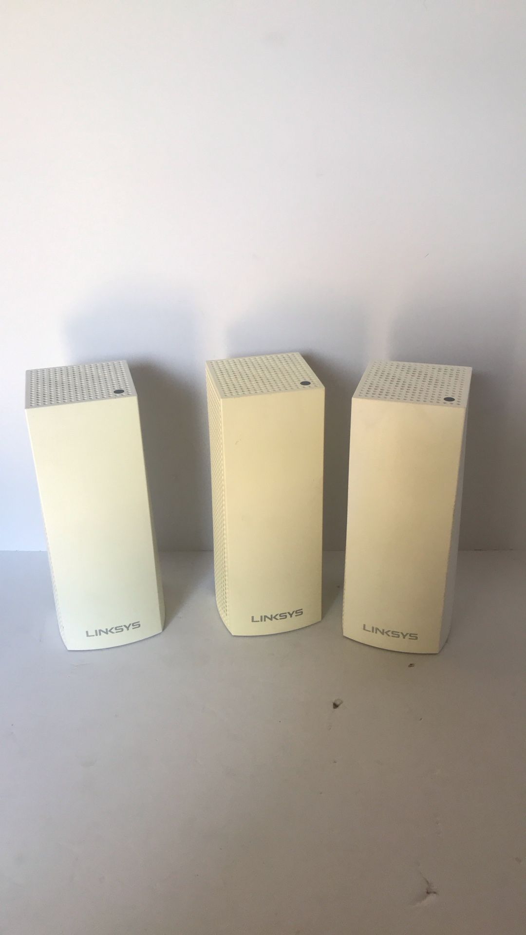 Linksys WHW03 Wi-Fi Mesh ( 3 Pcs ) NO POWER CORDS OR POWER ADAPTER