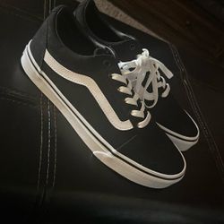 Shoe