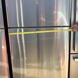 Samsung brand refrigerator year 2023