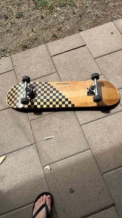 Retrospec Alameda complete skateboard