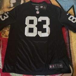 Darren Waller Raiders Jersey 83 (Size-large)