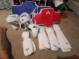 Taekondo sparring gear