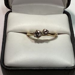 Ladies 10 Kt Gold Ring With 2 Diamonds 