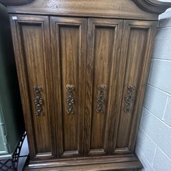 Armoire solid wood ++ Price Negotiable 