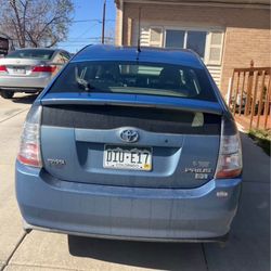 Toyota Prius 05’