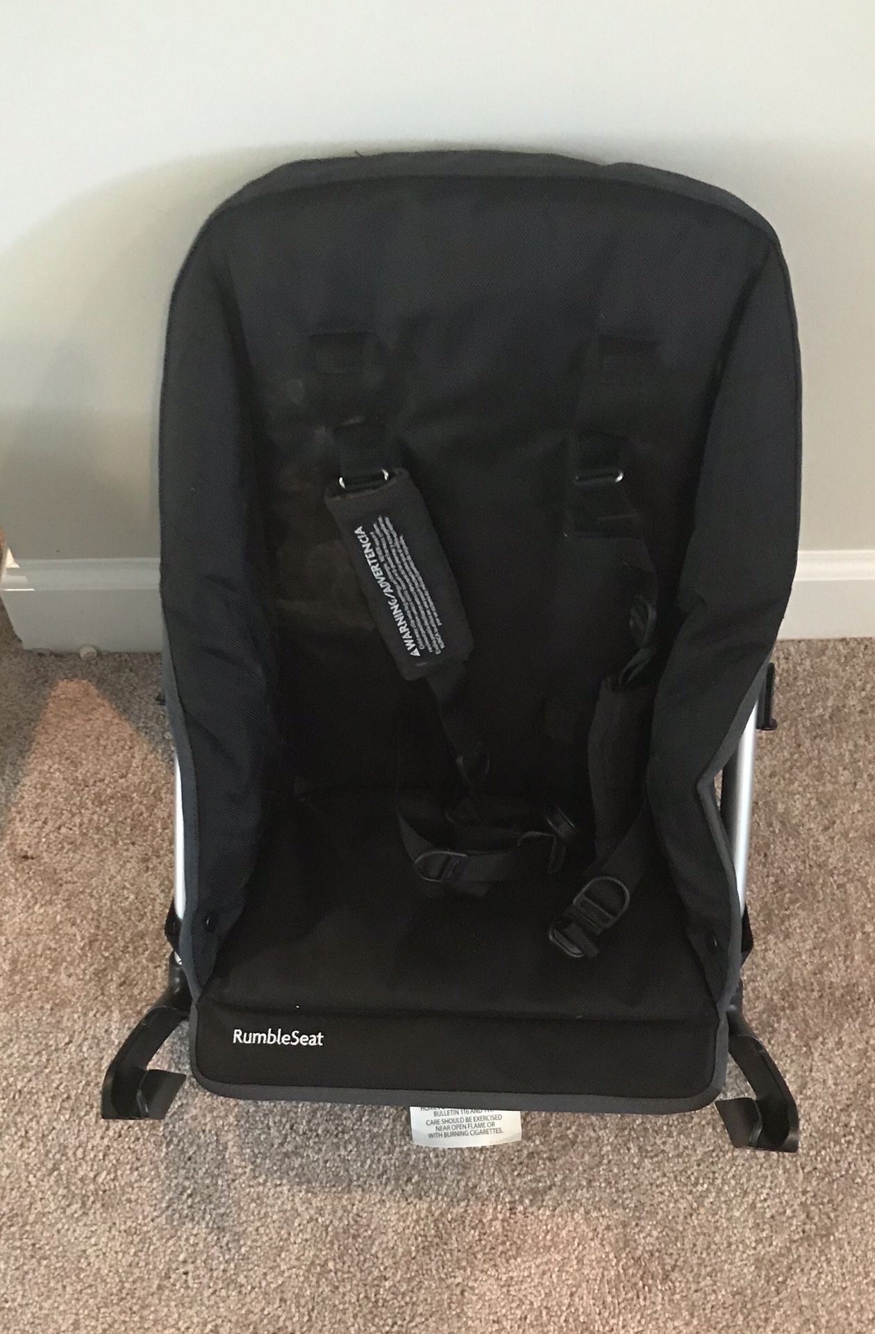 Rumble Seat- used with a 2010 Uppababy stroller and virtually brand new