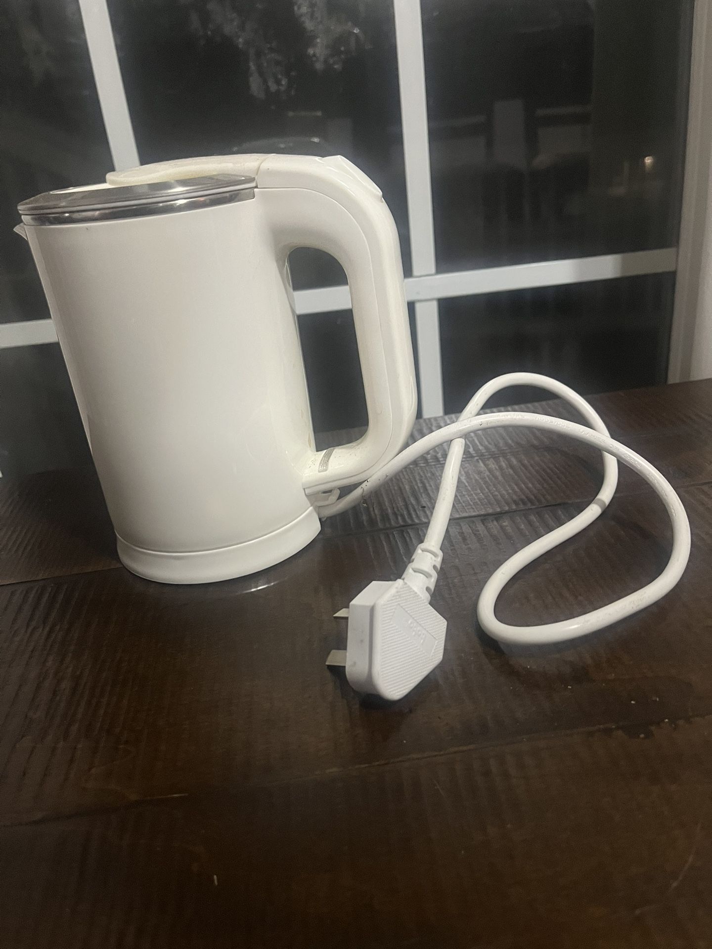  0.5 Liter Portable Electric Kettle
