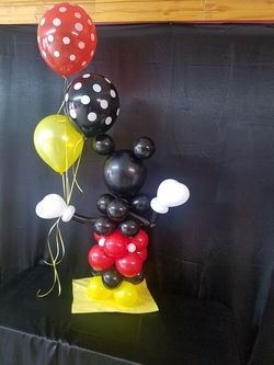 Mini 3ft balloon column with 3 helium balloons