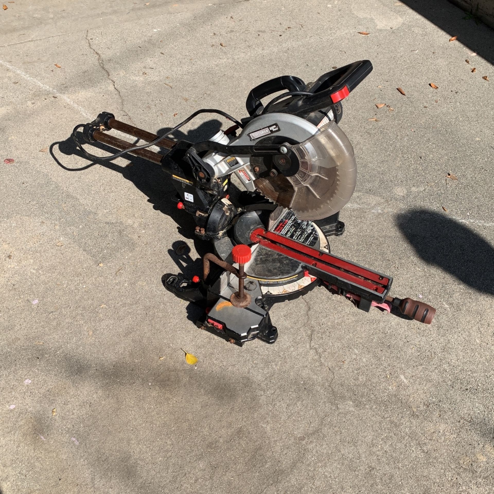 Craftsman 10” Sliding Compound Miter Saw for Sale in Glendale, CA OfferUp