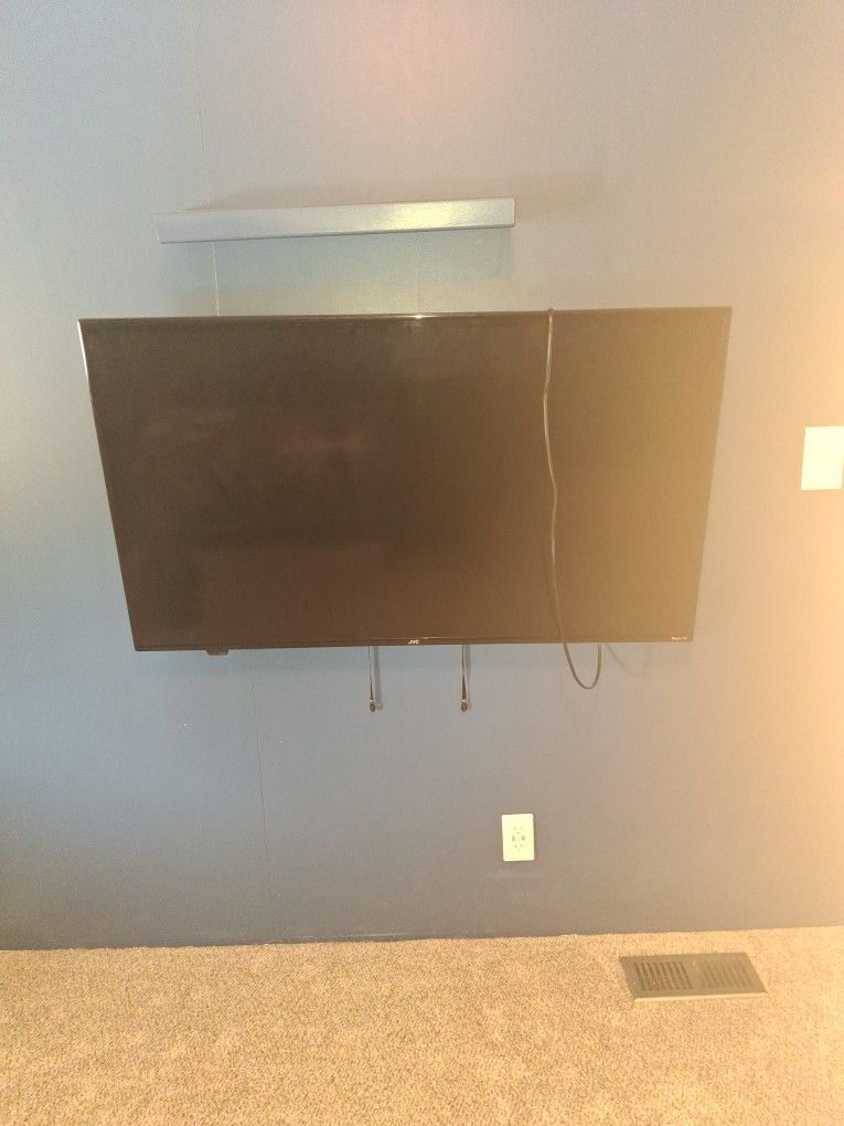 50" JVC Roku TV