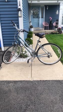 Giant Cypress DX Bike