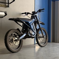 E-BIKE (Rawr Mantis X)