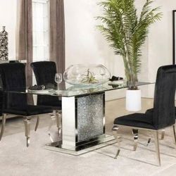 New, Marilyn 5 Piece Rectangular Dining Set For Sale Delivery Available-⭐