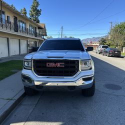 2018 GMC Sierra