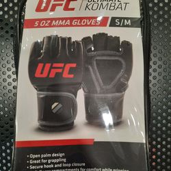 UFC Mma 5oz Gloves New Small