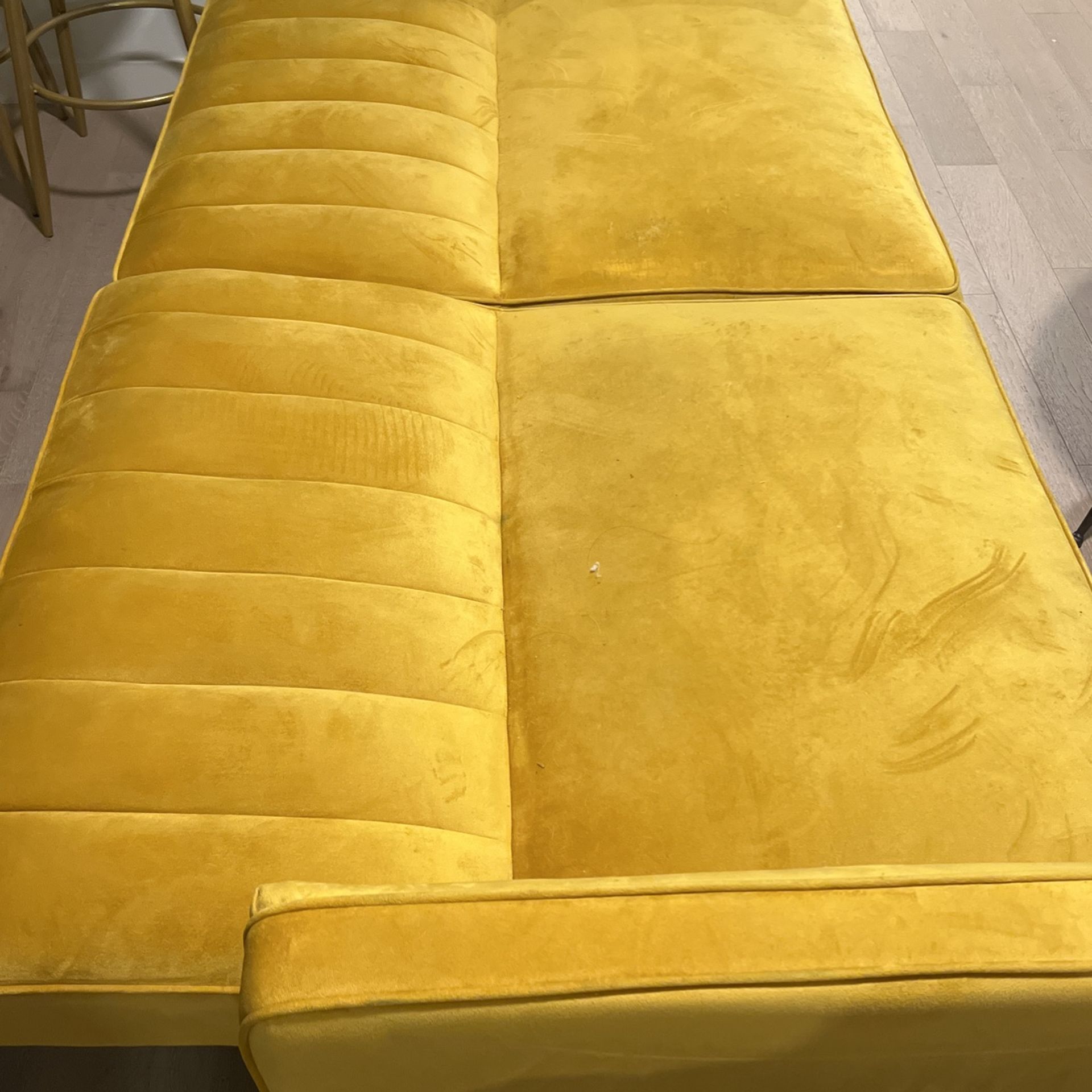 Yellow Gold Pull Out Couch! Moving The 6th! Must Sell for Sale in Los