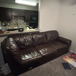 Leather sectional couch 