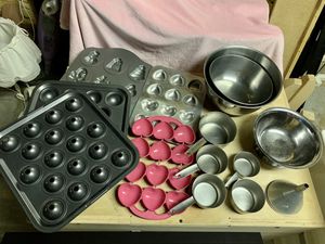Photo Pick up today Lot of baking items all for $10,