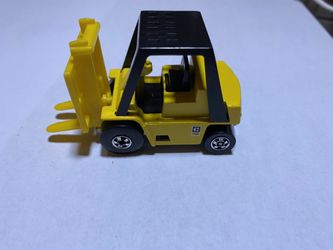 Hot Wheels Caterpillar Forklift 1979
