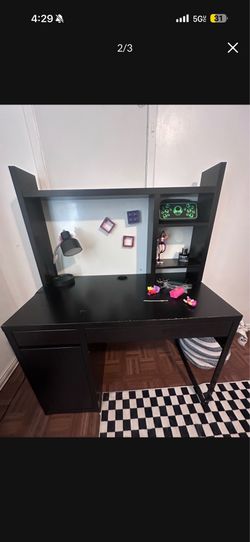 BLACK DESK