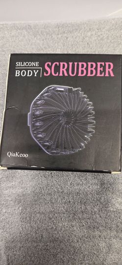 QiaKeoo Silicone Body Scrubber
