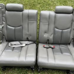 2001 Chevy Tahoe Tecer Fila De Asiento  De Cuero  En Muy Very Good Shape 