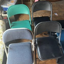 4 Pieces, Chairs 