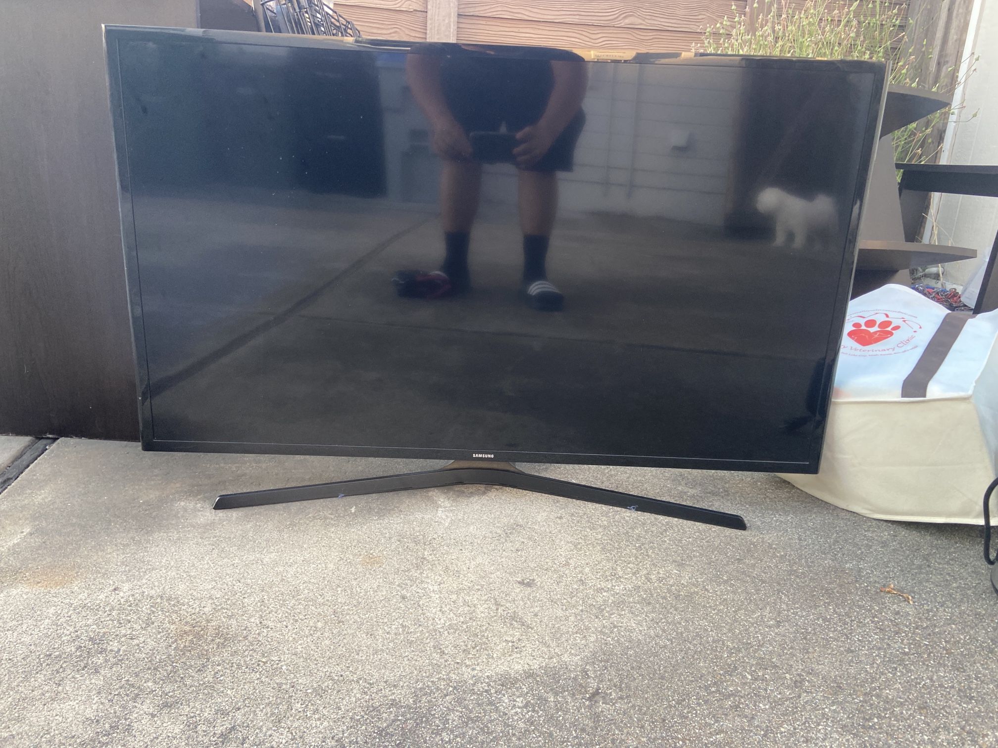 Samsung Flat Screen TV