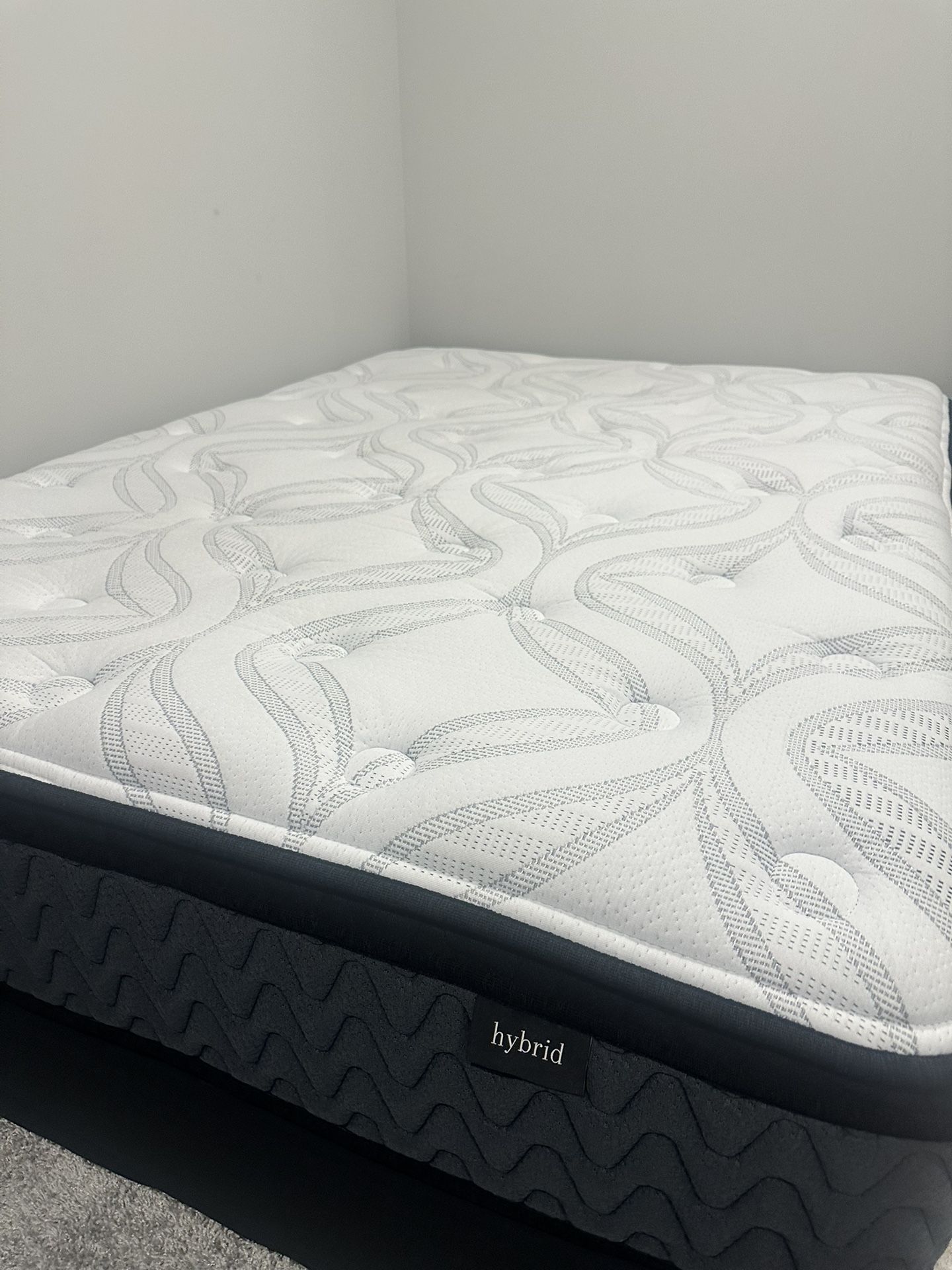 Bed Frame, Box Spring And Mattress Full