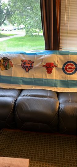 Vtg Retro Chicago Sports 4-Team Nylon Flag Blackhawks Bears Bulls & Cubs 60”x34” OBO
