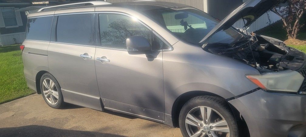 2011 Nissan Quest