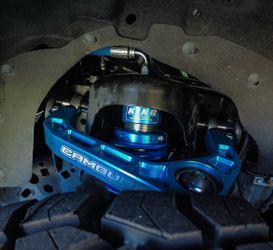 King Shocks with Camburg Upper Control Arms