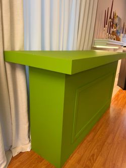 Bar table