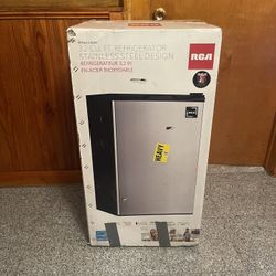 RCA Mini Fridge