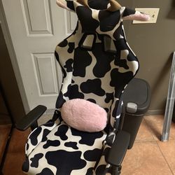 Techni Cow Gaming Chair