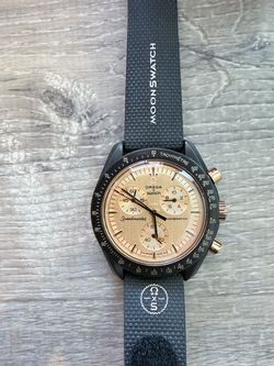 Brand new 2026 Swatch Swatch x OMEGA 'Mission to the Moon 1969' Ceramic / Gold / Strap