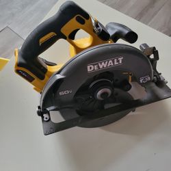Dewalt  Cordless Circular saw 7 1/4"flexvolt (Only Tool)